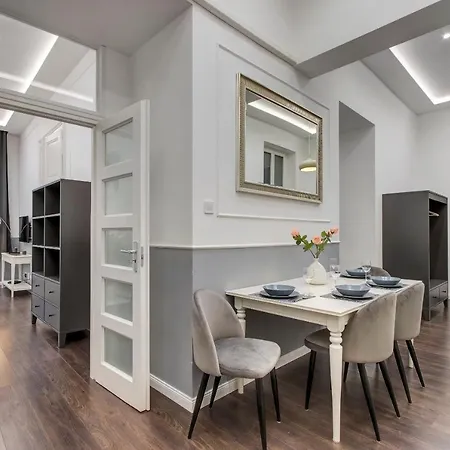 Apartmán Semmelweis
